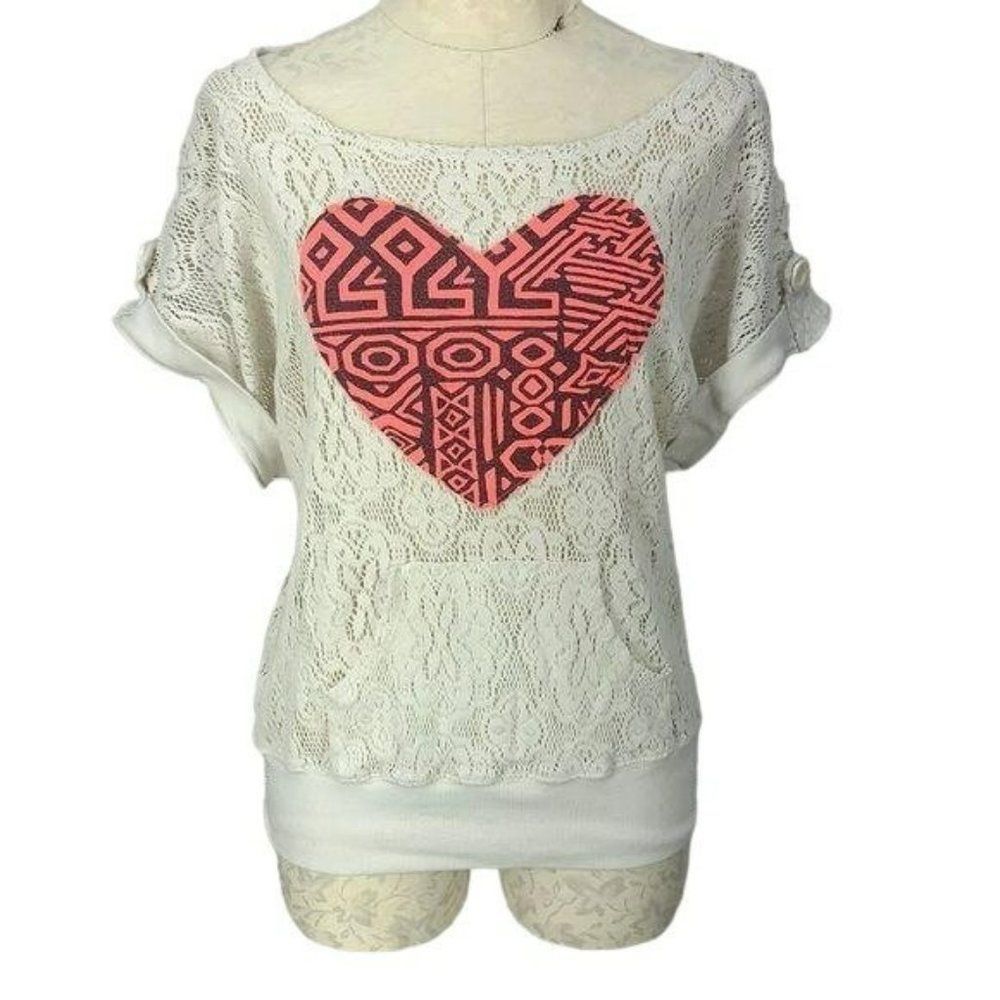 Miss Chievous Size‎ Large Crochet Style Heart Top